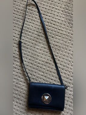Kate Spade Newbury Lane Sally crossbody bag Black leather